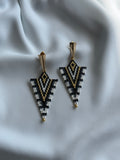 Aretes triangulo ebano
