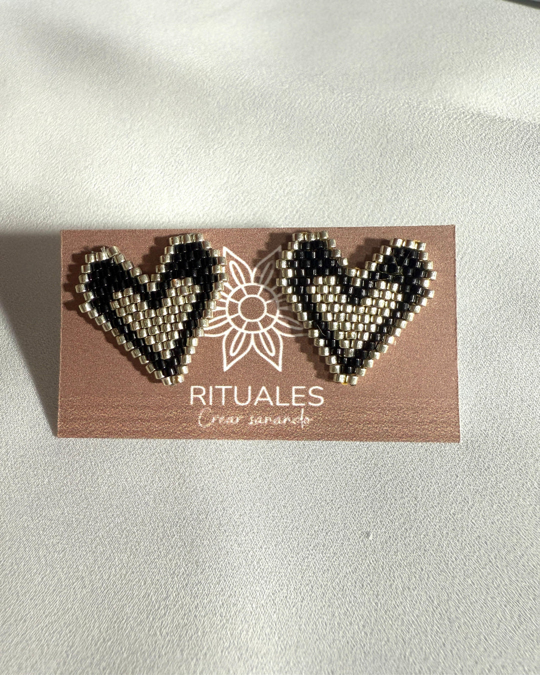 Topos corazones plateados