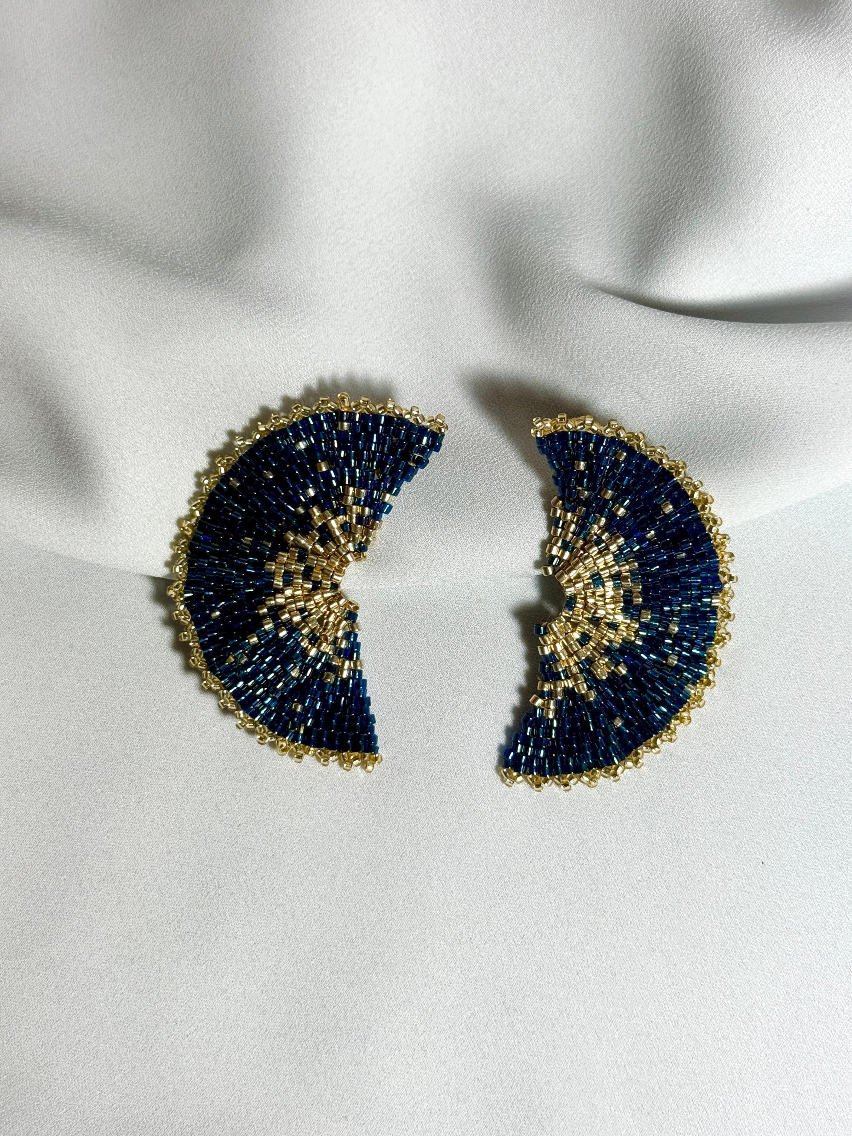 Aretas abanico azul y dorado
